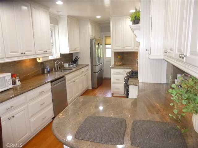 1747 VALENCIA Avenue, San Bernardino, CA 92404