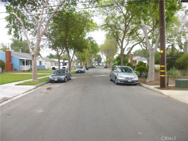 1747 VALENCIA Avenue, San Bernardino, CA 92404