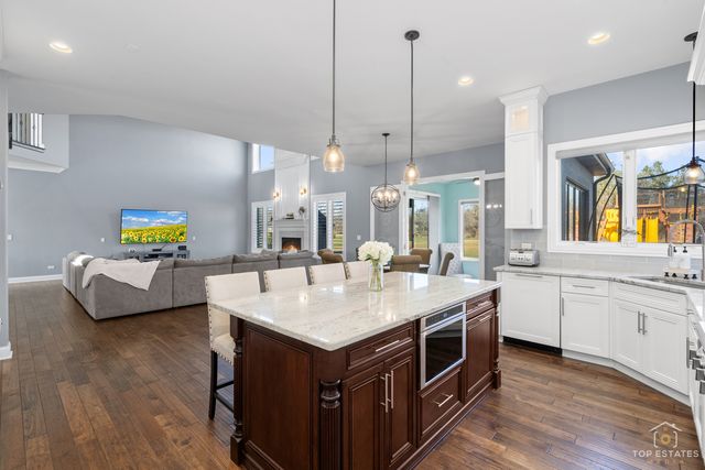 17931 S CRYSTAL LAKE Drive, Mokena, IL 60448