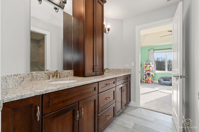 17931 S CRYSTAL LAKE Drive, Mokena, IL 60448