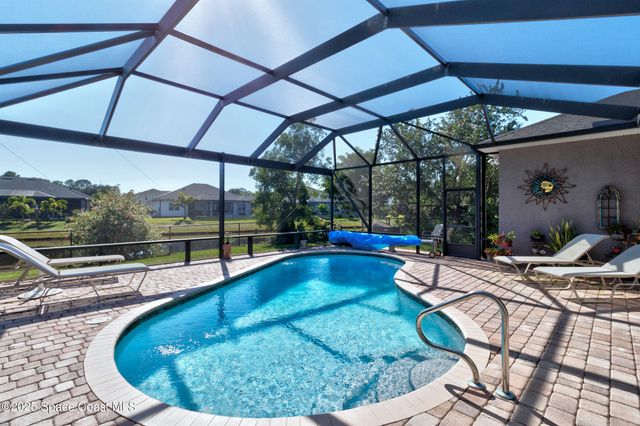 5935 Summersweet Lane, Vero Beach, FL 32967