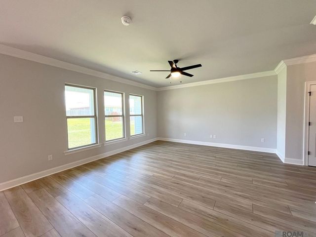 1553 Old Tucson Ave, Zachary, LA 70791