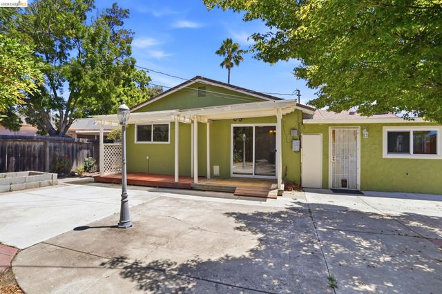 4345 Burney Way, Fremont, CA 94538
