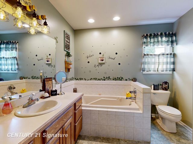 3022 E Lake Road, Clio, MI 48420
