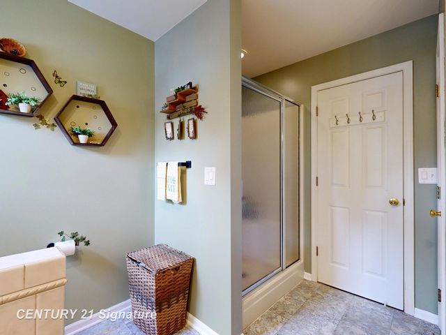 3022 E Lake Road, Clio, MI 48420