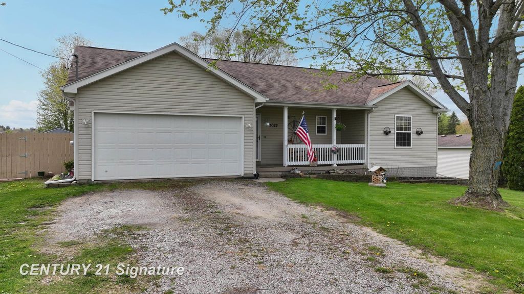 3022 E Lake Road, Clio, MI 48420
