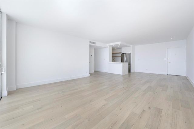 2800 N Flagler Drive 709, West Palm Beach, FL 33407