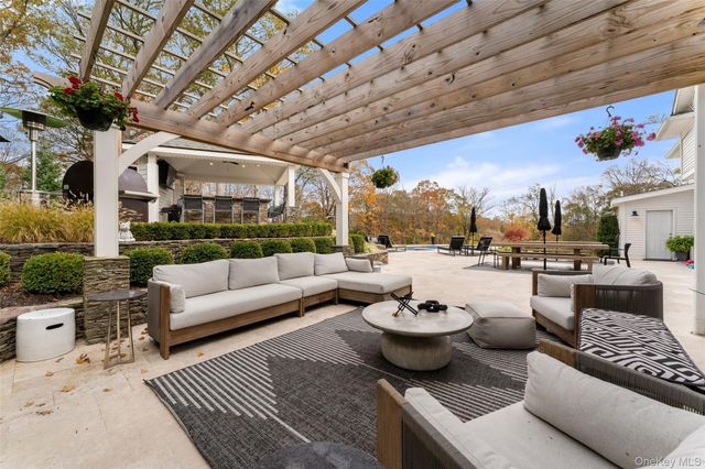 33 De Liso Lane, Mahopac, NY 10541