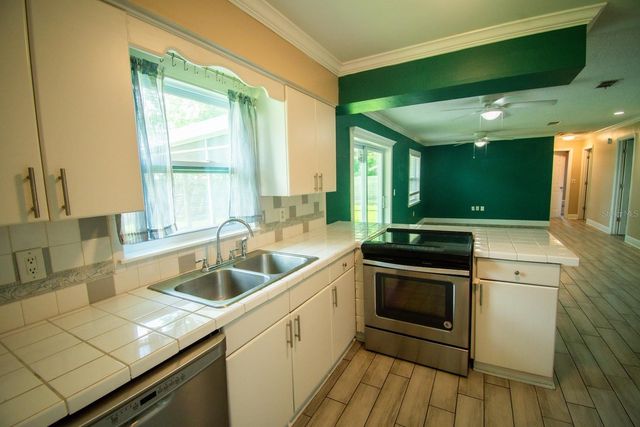 2040 WOODBRIAR LOOP S, Lakeland, FL 33813