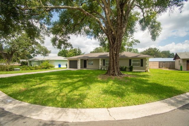 2040 WOODBRIAR LOOP S, Lakeland, FL 33813