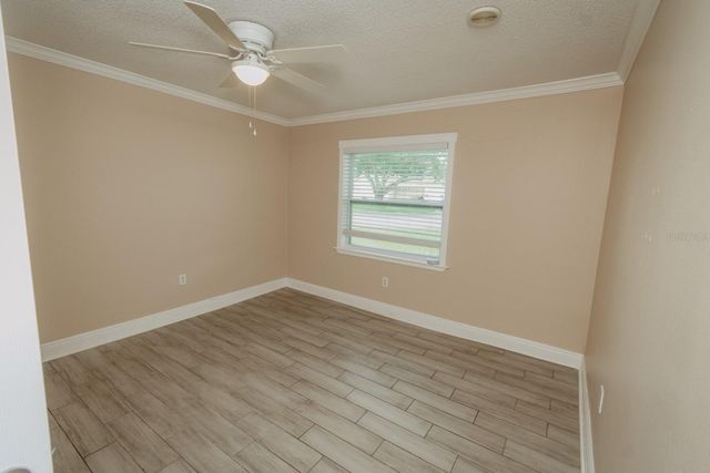 2040 WOODBRIAR LOOP S, Lakeland, FL 33813