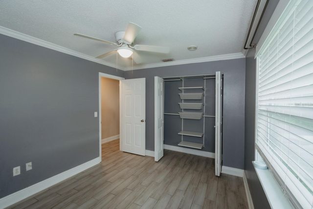 2040 WOODBRIAR LOOP S, Lakeland, FL 33813
