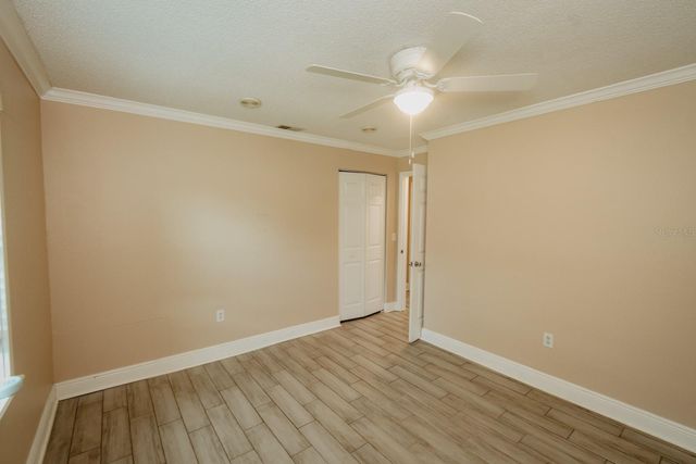 2040 WOODBRIAR LOOP S, Lakeland, FL 33813