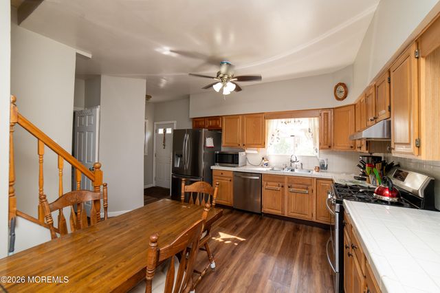 38 Walnut Street, Keyport, NJ 07735