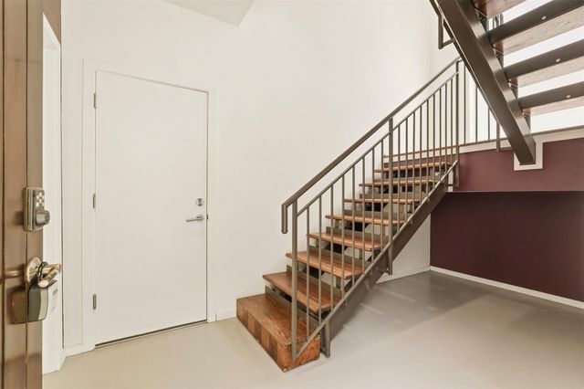 1823 Southmore Boulevard, Houston, TX 77004