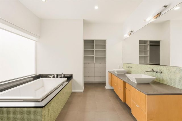 1823 Southmore Boulevard, Houston, TX 77004