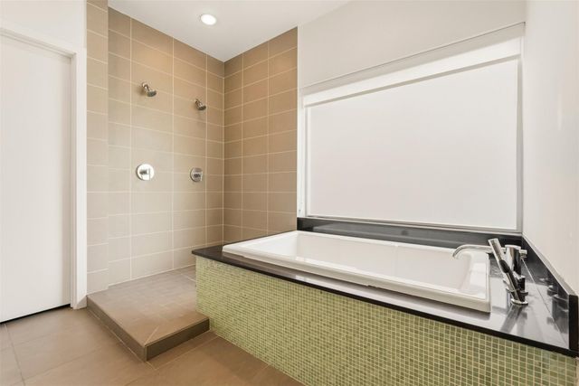 1823 Southmore Boulevard, Houston, TX 77004