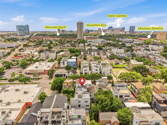 1823 Southmore Boulevard, Houston, TX 77004