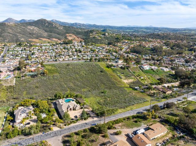 La Manda Dr 0, Poway, CA 92064