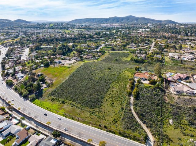 La Manda Dr 0, Poway, CA 92064
