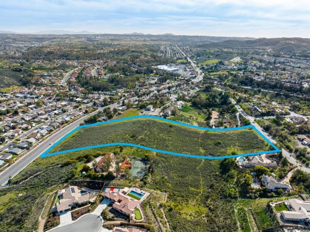La Manda Dr 0, Poway, CA 92064