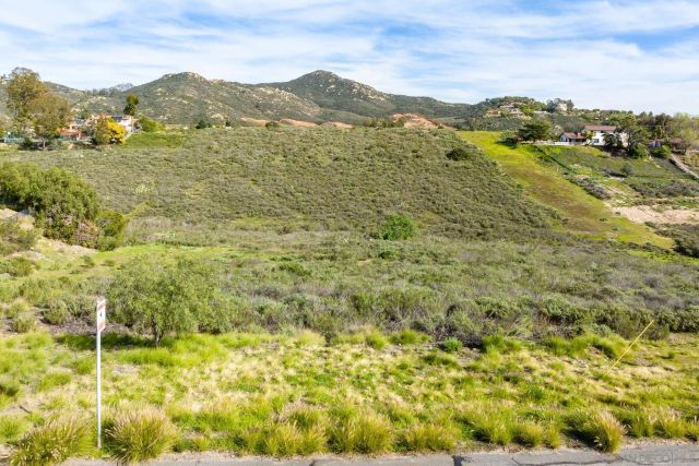 La Manda Dr 0, Poway, CA 92064