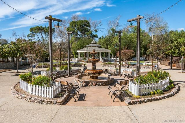 La Manda Dr 0, Poway, CA 92064