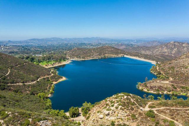 La Manda Dr 0, Poway, CA 92064