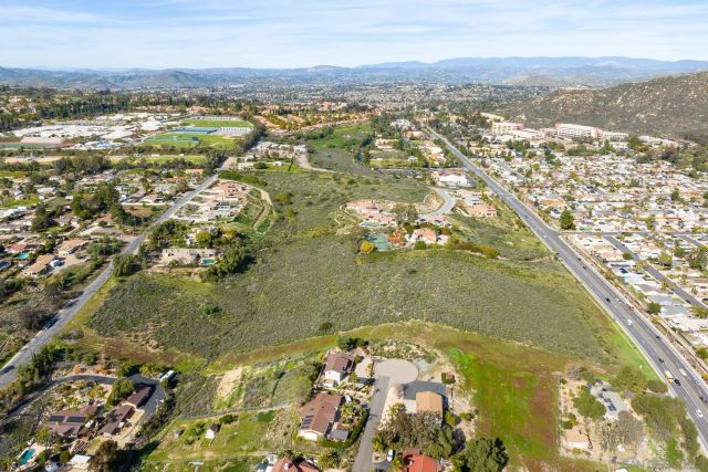 La Manda Dr 0, Poway, CA 92064