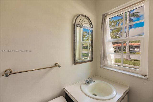 1234 NE 96th St, Miami Shores, FL 33138