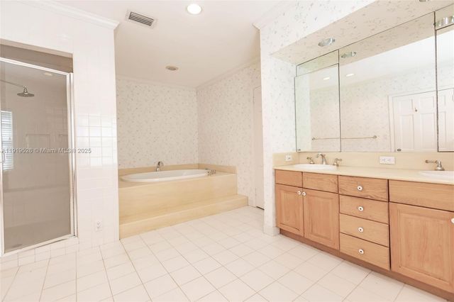 1234 NE 96th St, Miami Shores, FL 33138