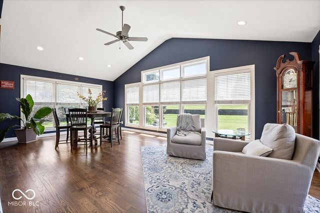 6549 Braemar Avenue S, Noblesville, IN 46062
