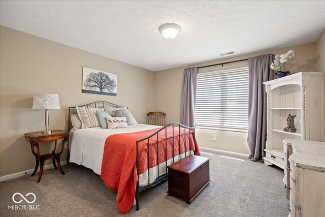 6549 Braemar Avenue S, Noblesville, IN 46062