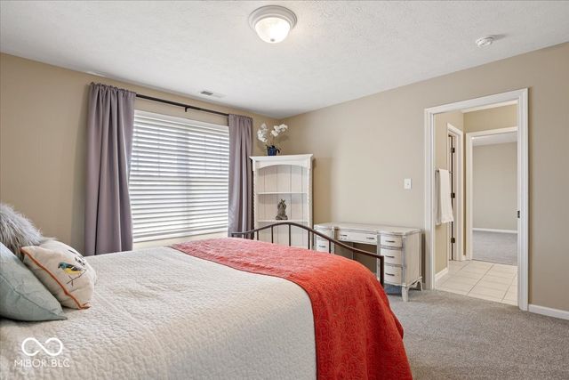 6549 Braemar Avenue S, Noblesville, IN 46062