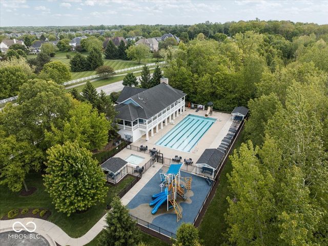 6549 Braemar Avenue S, Noblesville, IN 46062