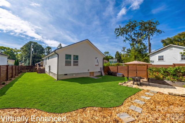 619 Edgewood Avenue, Hendersonville, NC 28792