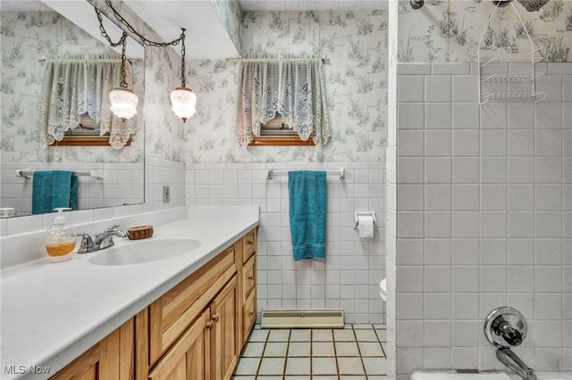 13792 Amodio Avenue NW, Uniontown, OH 44685