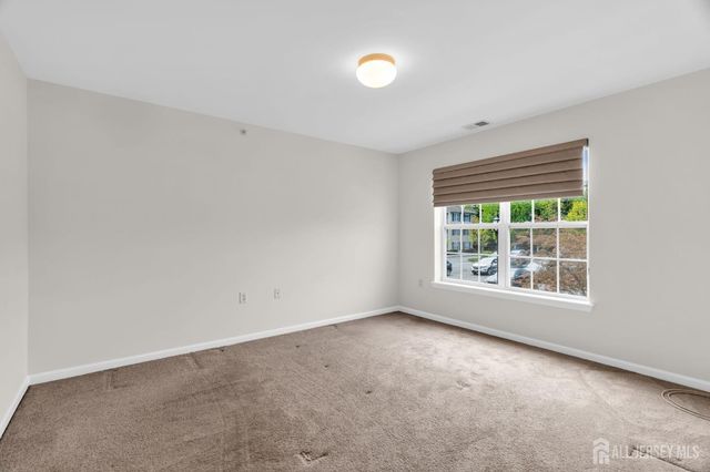 49 Liddle Avenue, Edison, NJ 08837