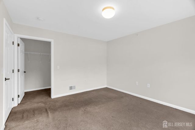 49 Liddle Avenue, Edison, NJ 08837