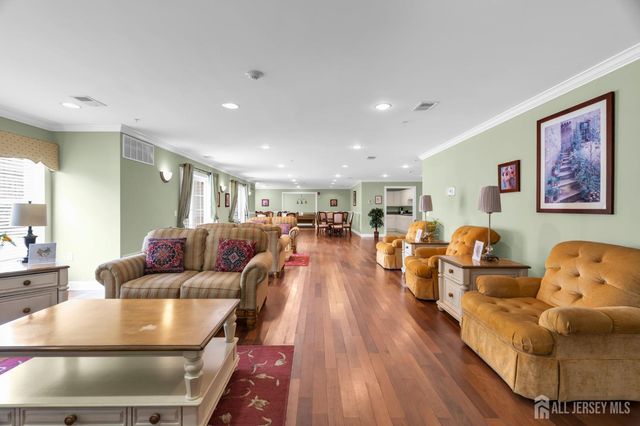49 Liddle Avenue, Edison, NJ 08837