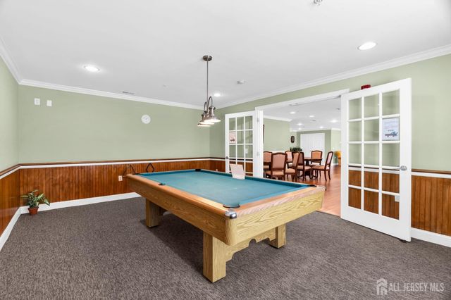 49 Liddle Avenue, Edison, NJ 08837