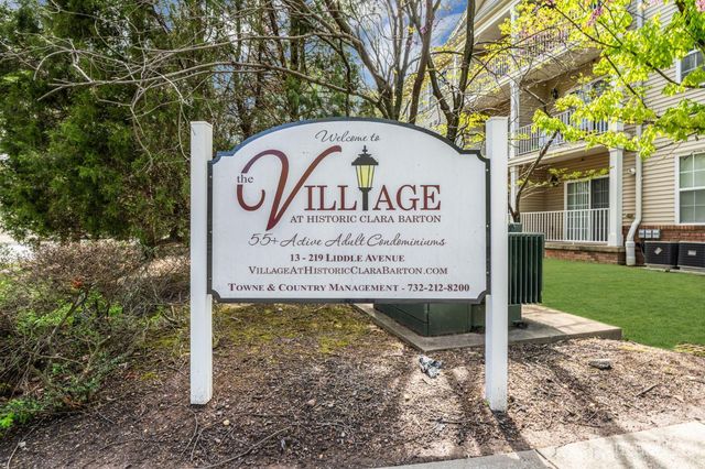 49 Liddle Avenue, Edison, NJ 08837