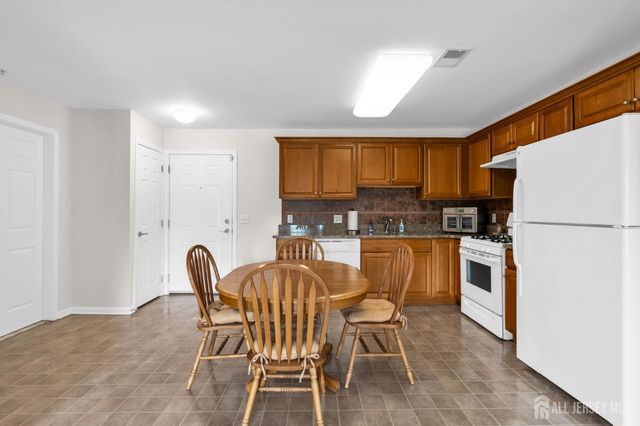 49 Liddle Avenue, Edison, NJ 08837