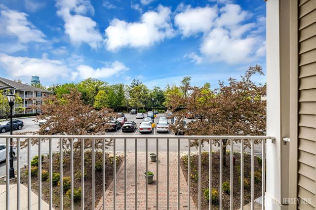 49 Liddle Avenue, Edison, NJ 08837