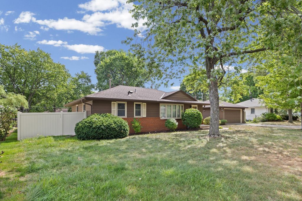 8209 Knox Avenue S, Bloomington, MN 55431 — photo 3