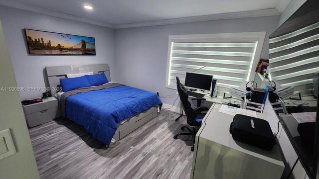 11521 SW 80th Ter, Miami, FL 33173