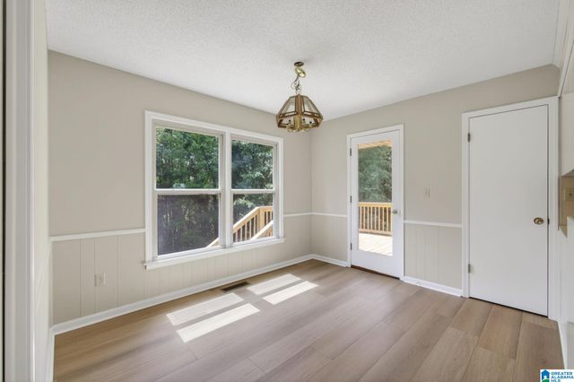 853 COUNTY ROAD 121, Jemison, AL 35085