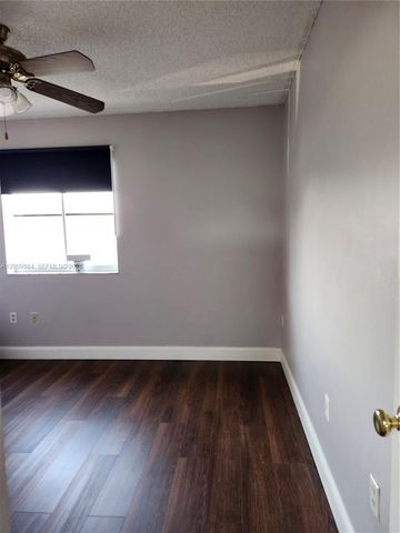 312 NW 114th Ave 4-104, Sweetwater, FL 33172