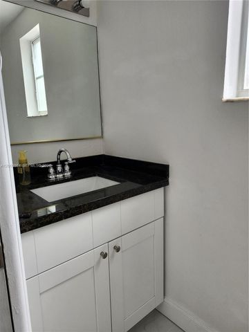 312 NW 114th Ave 4-104, Sweetwater, FL 33172