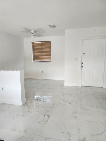 312 NW 114th Ave 4-104, Sweetwater, FL 33172